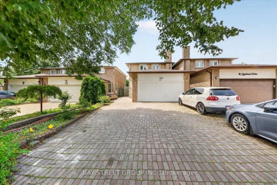 44 Maitland Avenue • Markham, ON photo 2