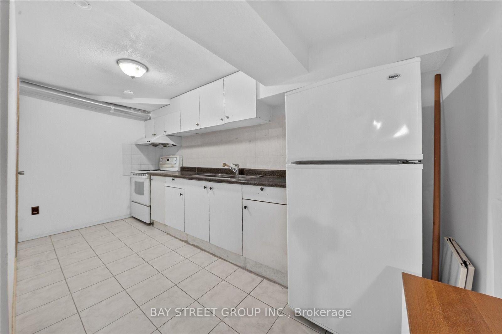 44 Maitland Avenue • Markham, ON photo 32