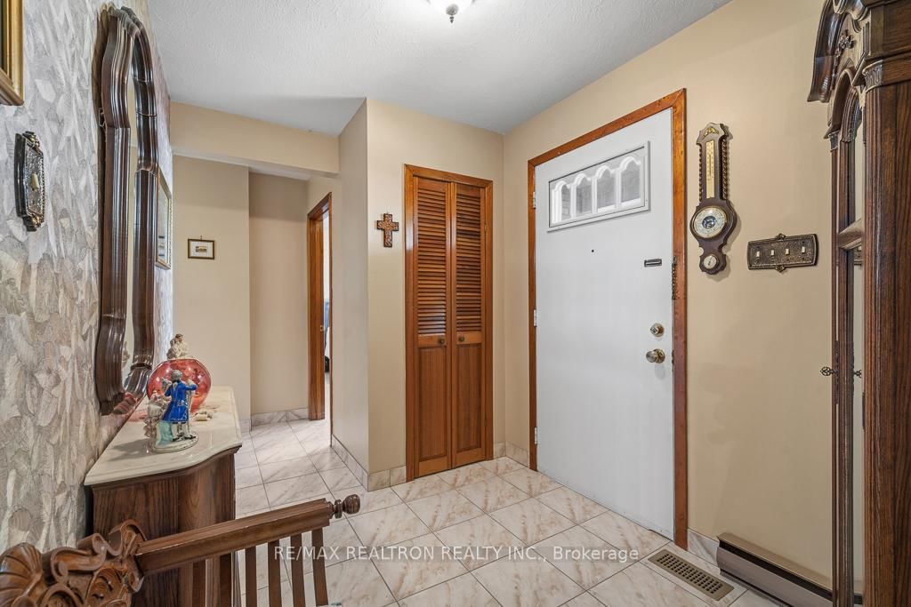 163 Elgin Mills Road W • Richmond Hill, ON photo 5
