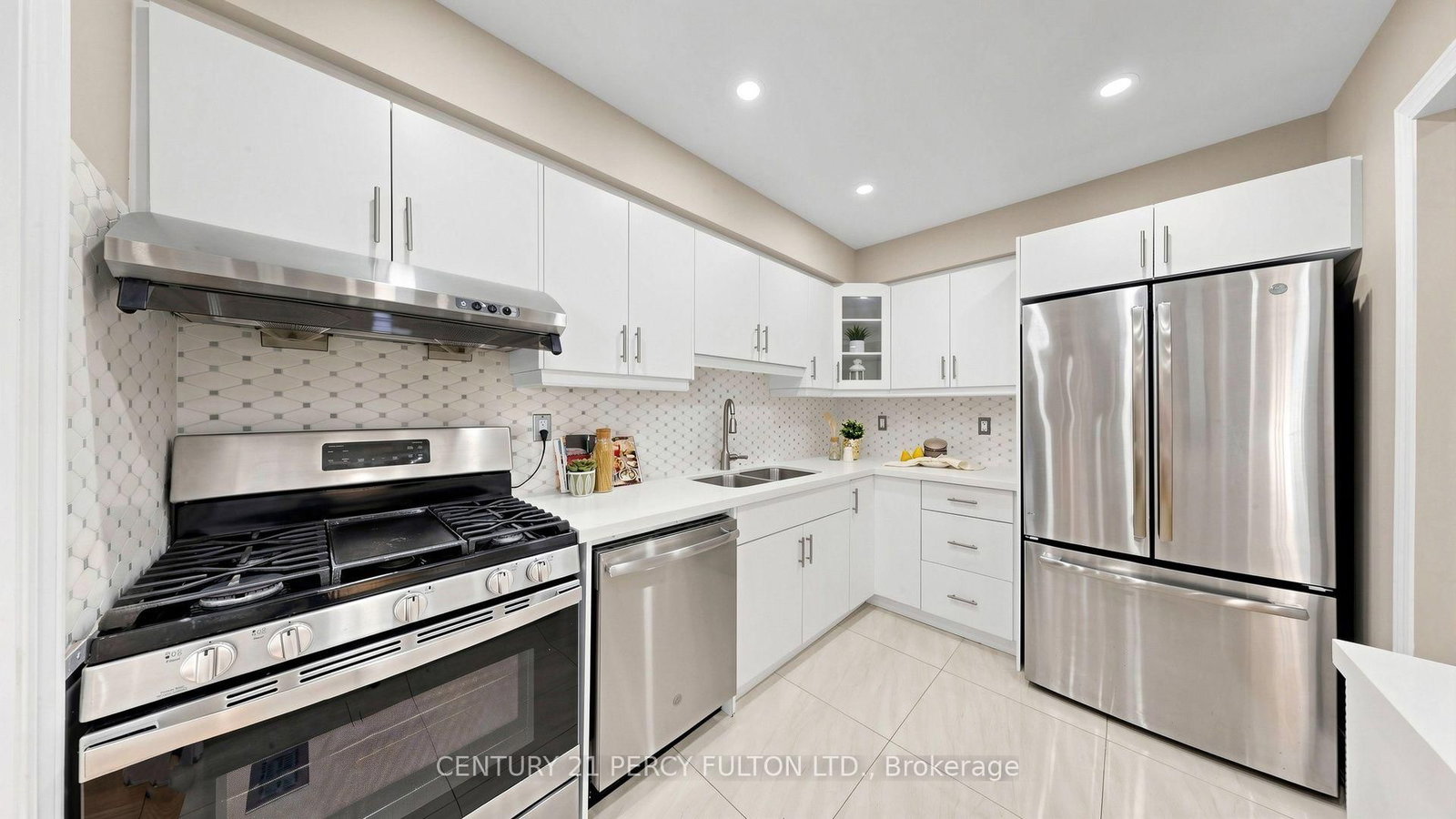 70 Knightsbridge Way • #33 • Markham, ON photo 8