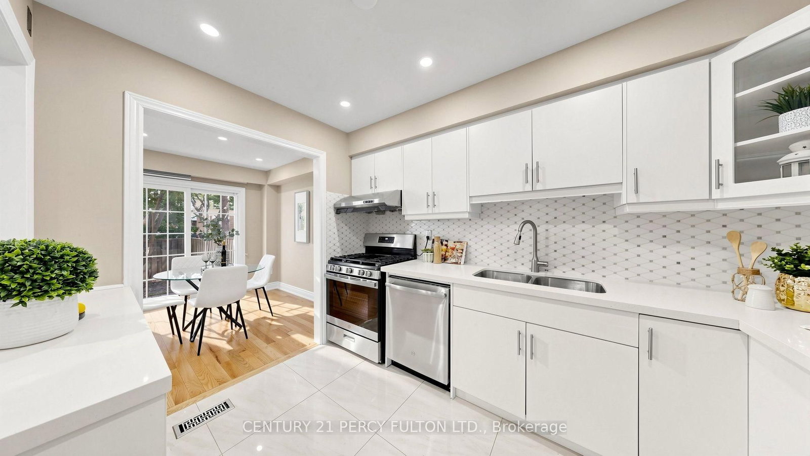 70 Knightsbridge Way • #33 • Markham, ON photo 9