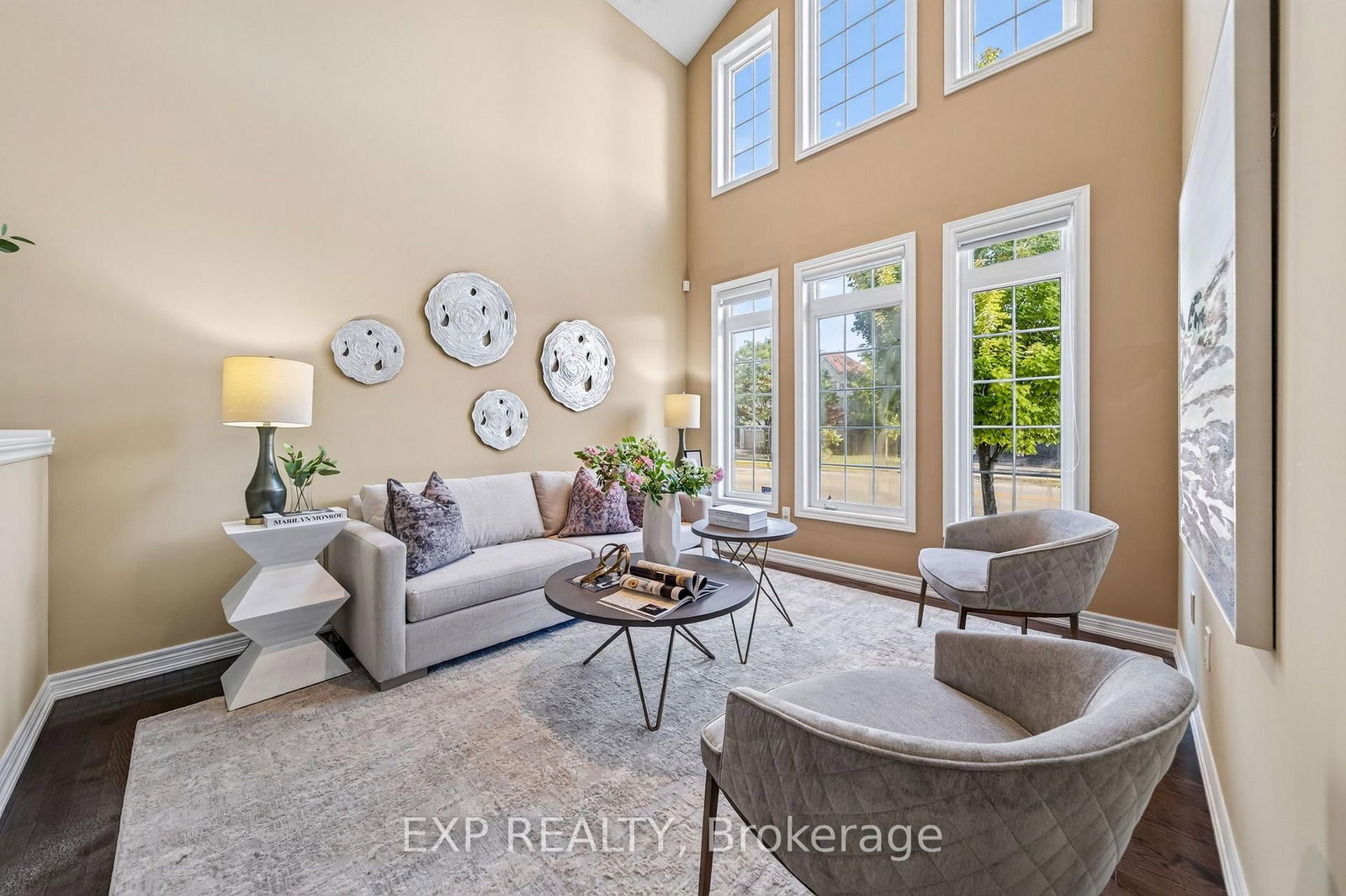 456 Summeridge Drive • Vaughan, ON photo 2