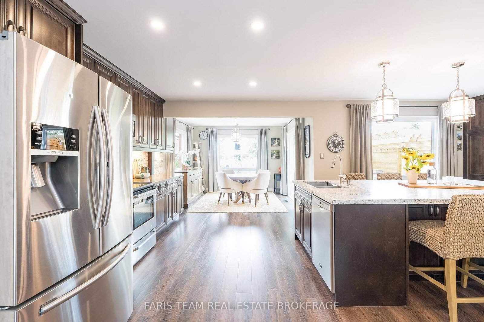 2032 Chantler Street • Innisfil, ON photo 6