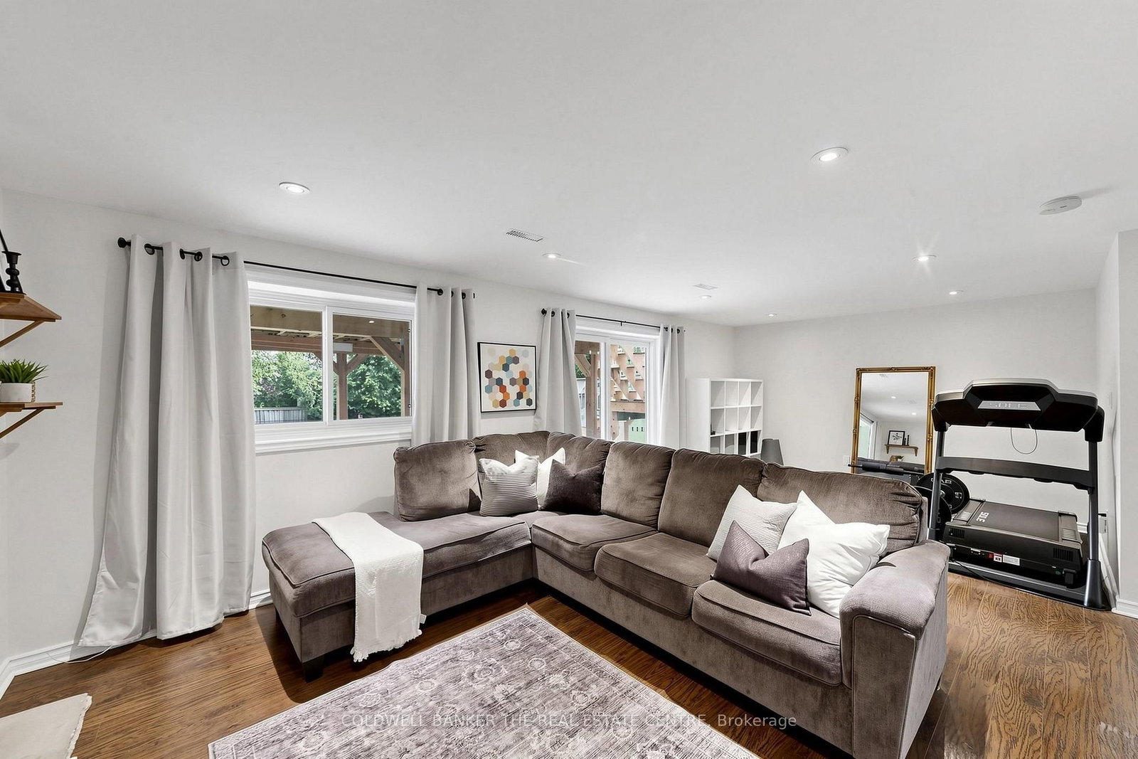 17 Blackstone Court • East Gwillimbury, ON photo 16