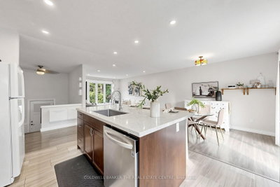 17 Blackstone Court • East Gwillimbury, ON photo 6