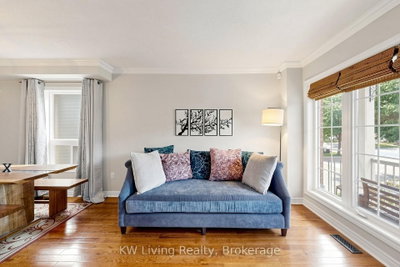 72 Stotts Crescent • Markham, ON photo 5