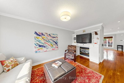 72 Stotts Crescent • Markham, ON photo 9