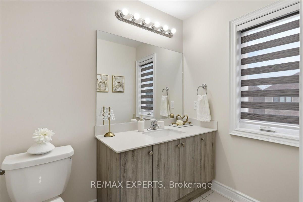 68 Lorne Thomas Place • New Tecumseth, ON photo 29