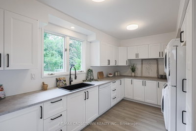 128 Moores Beach Road • Georgina, ON photo 9