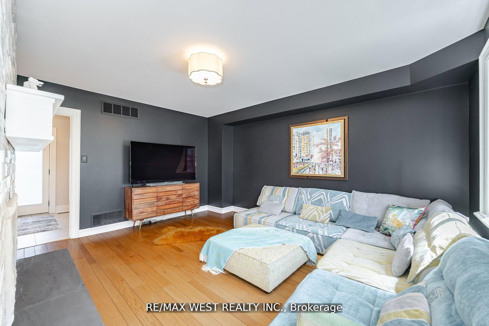 7 Stewart Crescent • Essa, ON photo 12