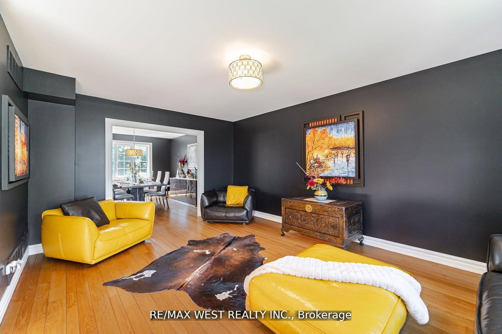 7 Stewart Crescent • Essa, ON photo 3