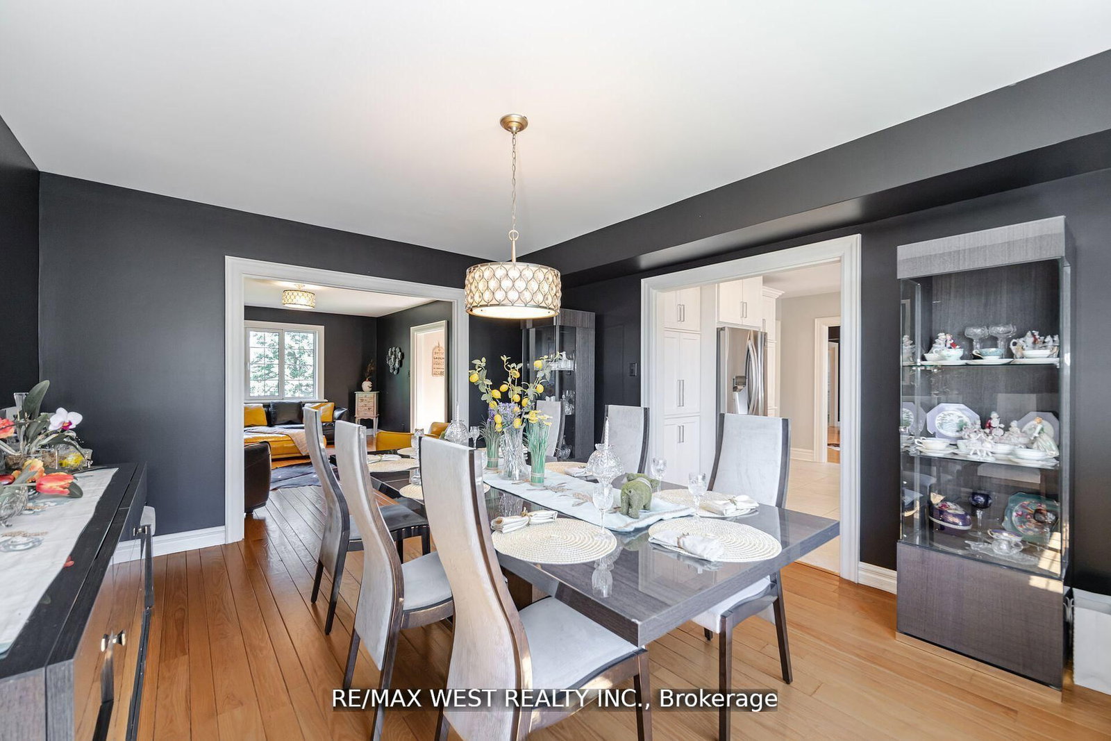 7 Stewart Crescent • Essa, ON photo 5