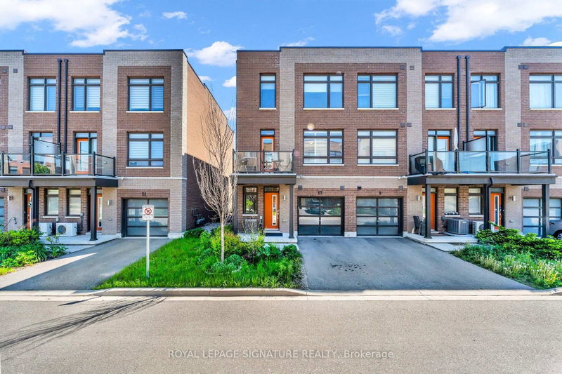 13 Bluenose Street