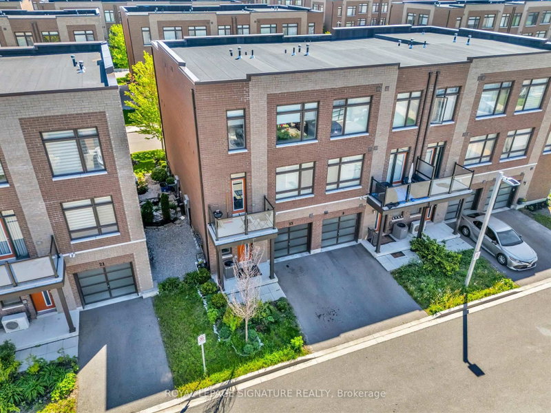 13 Bluenose Street