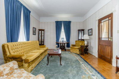 4 Thomas Street • Adjala-Tosorontio, ON photo 8
