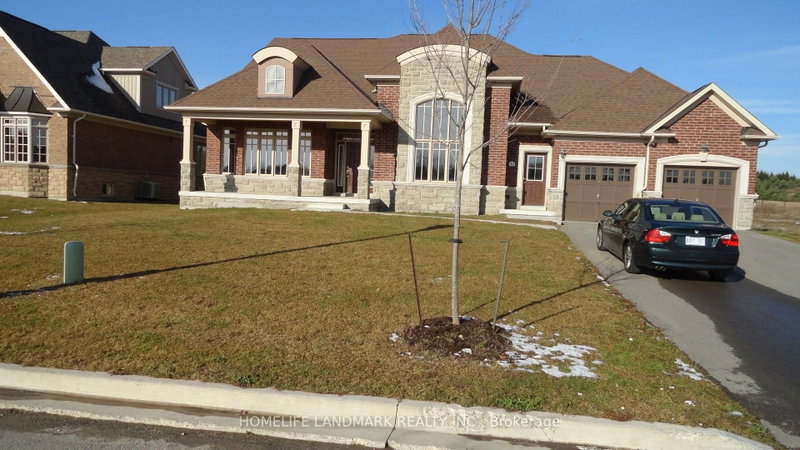 112 - 30 Wyndance Way