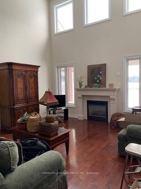 112 - 30 Wyndance Way