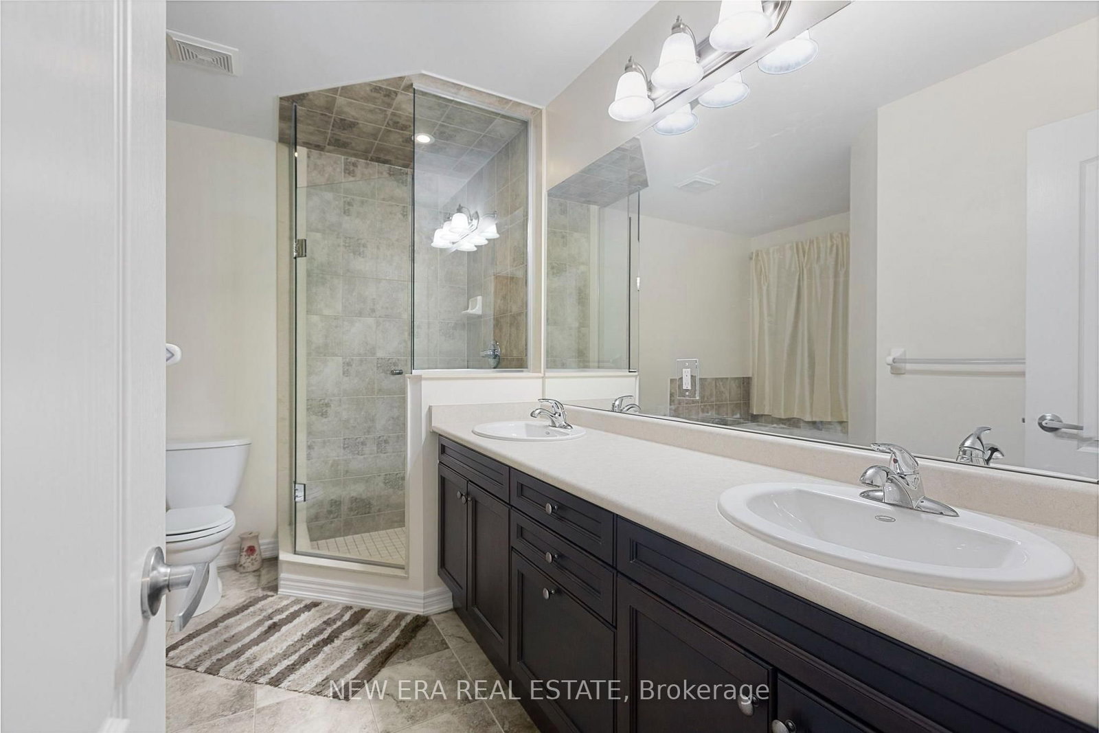 2 Lady Valentina Avenue • Vaughan, ON photo 24