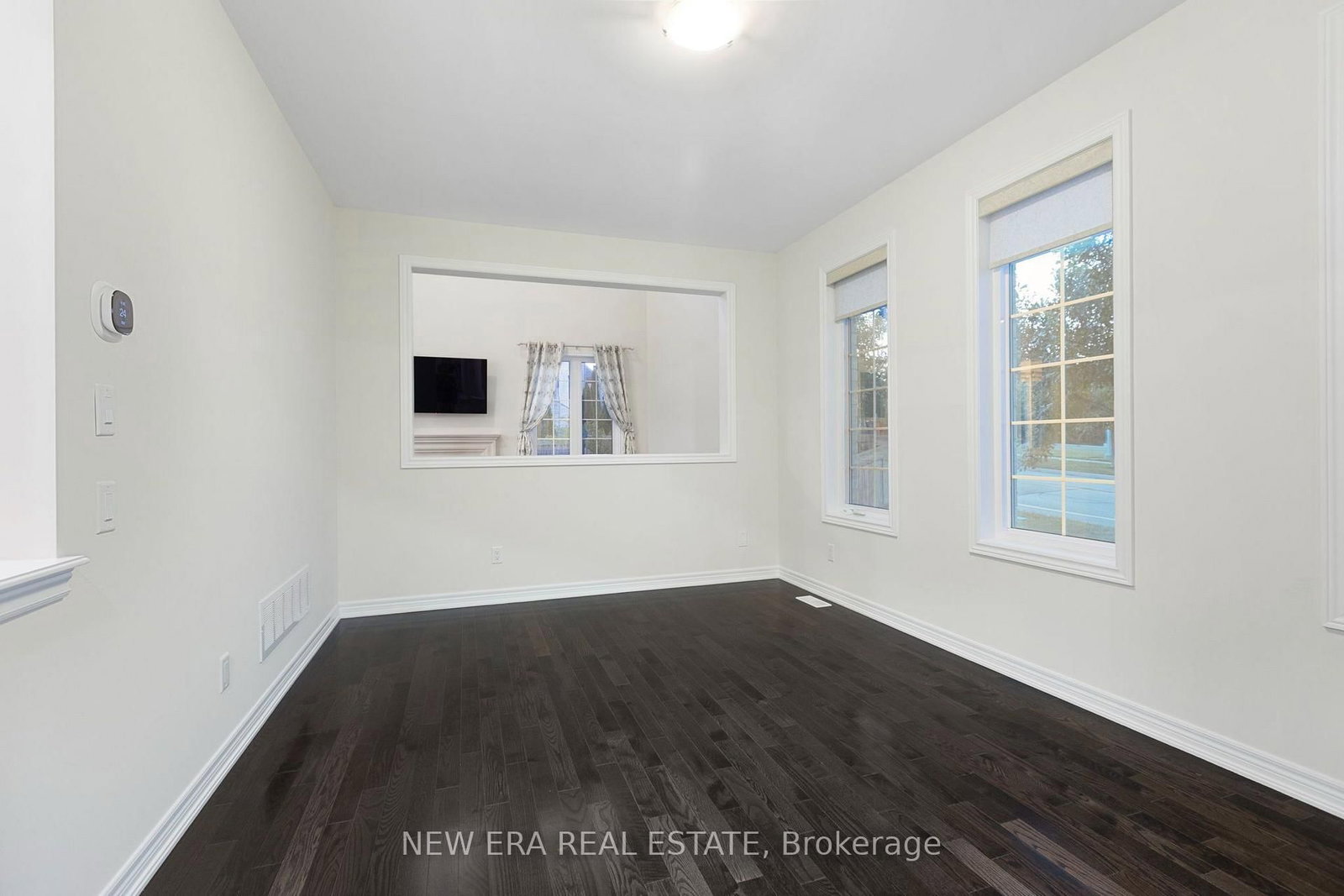 2 Lady Valentina Avenue • Vaughan, ON photo 8