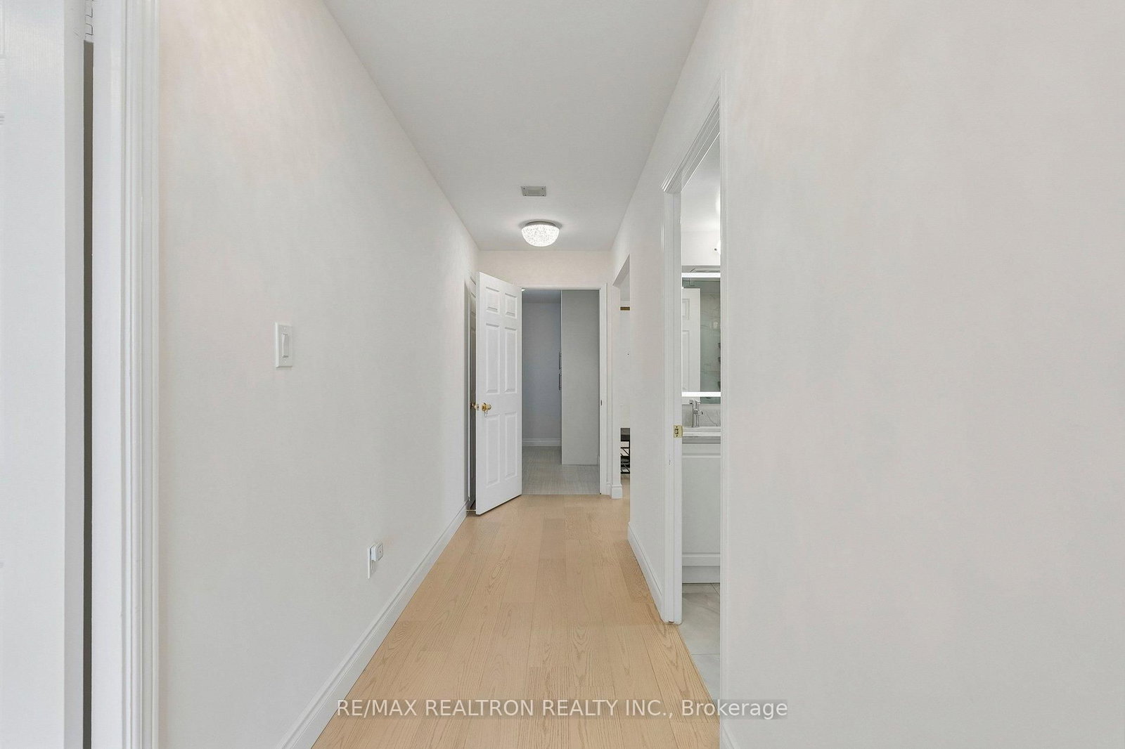 610 Bullock Drive • #1215 • Markham, ON photo 31