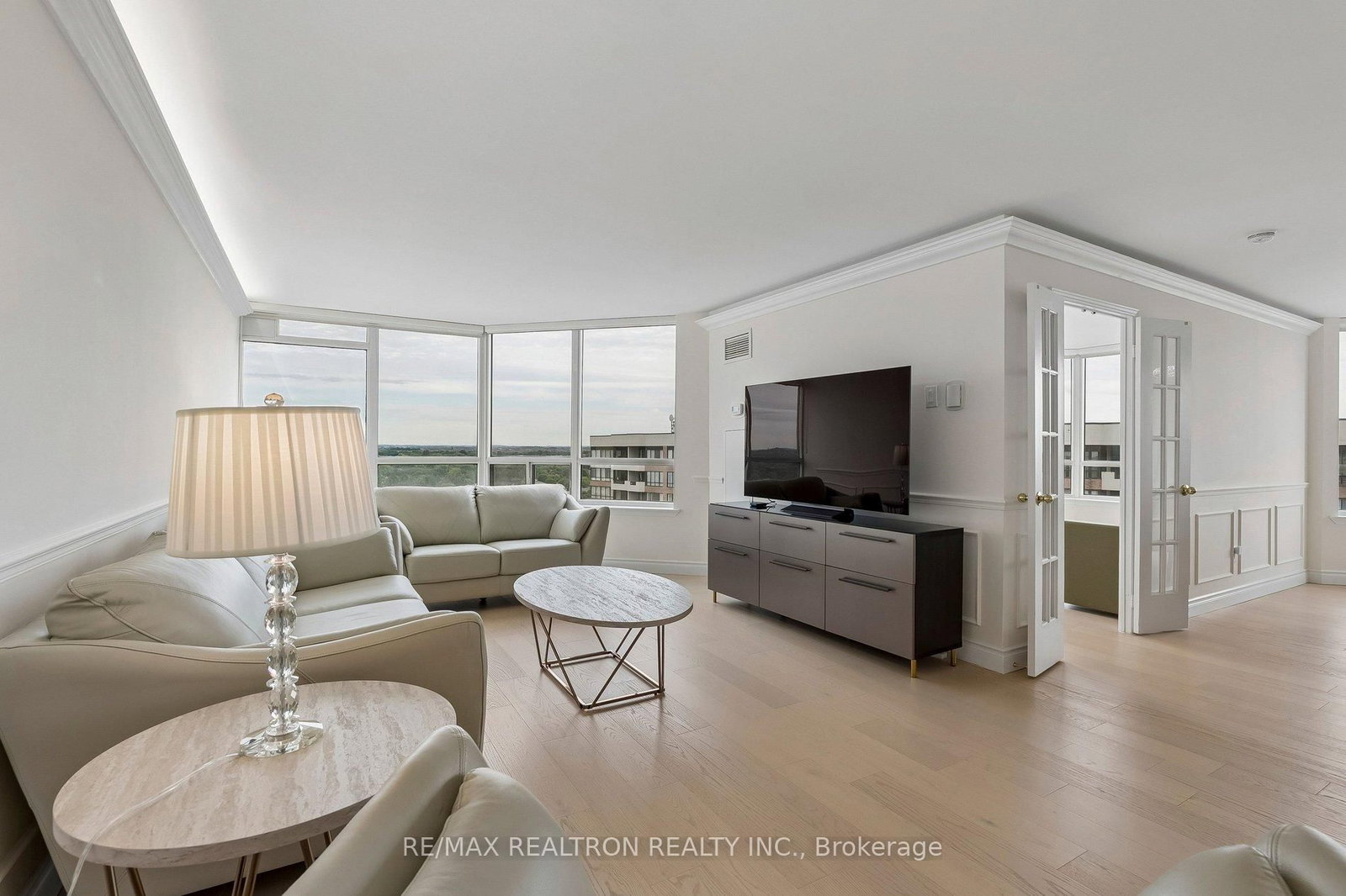 610 Bullock Drive • #1215 • Markham, ON photo 9