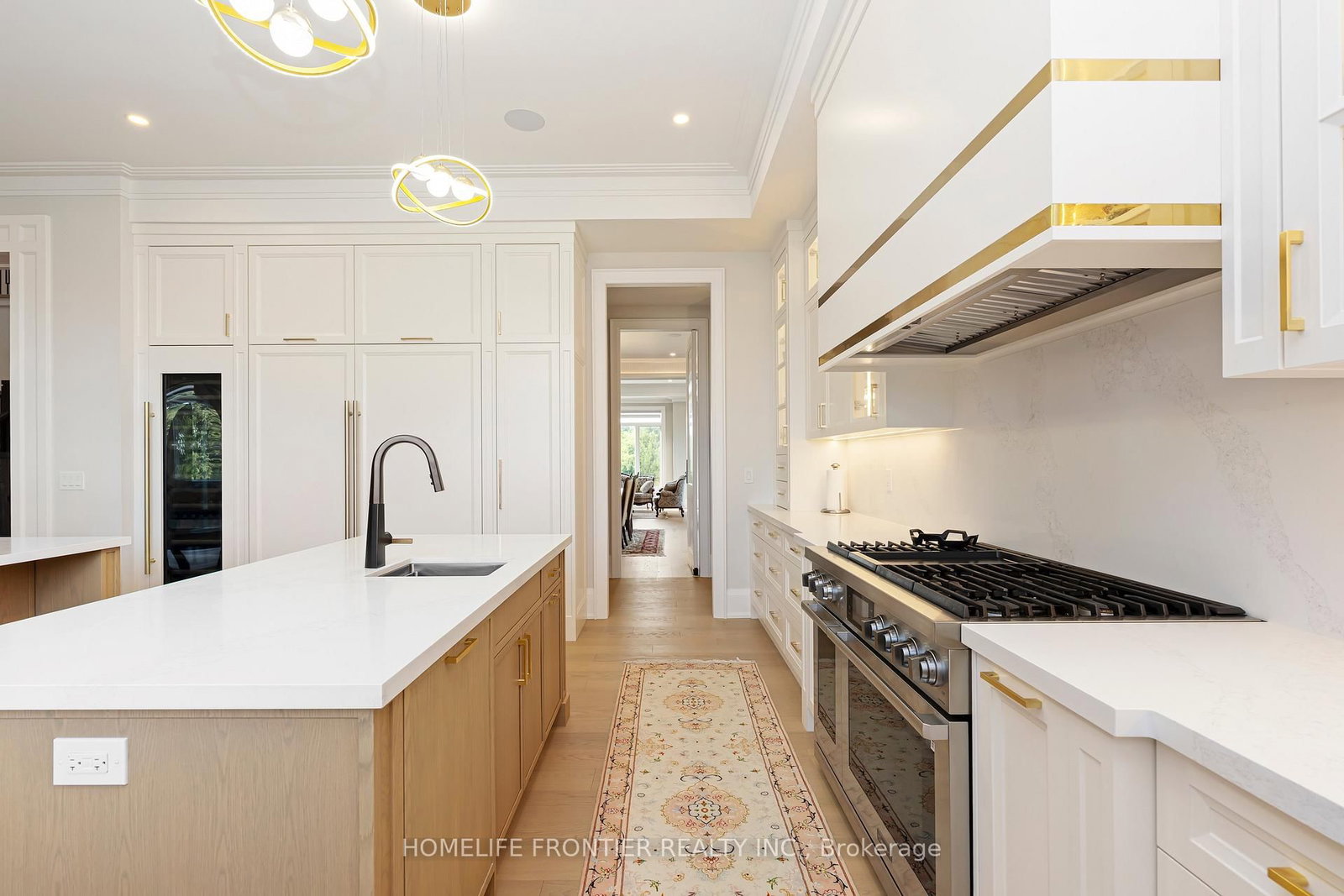 731 Woodland Acres Crescent • Vaughan, ON photo 13