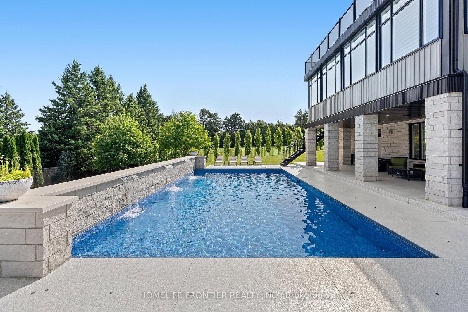 731 Woodland Acres Crescent • Vaughan, ON photo 38