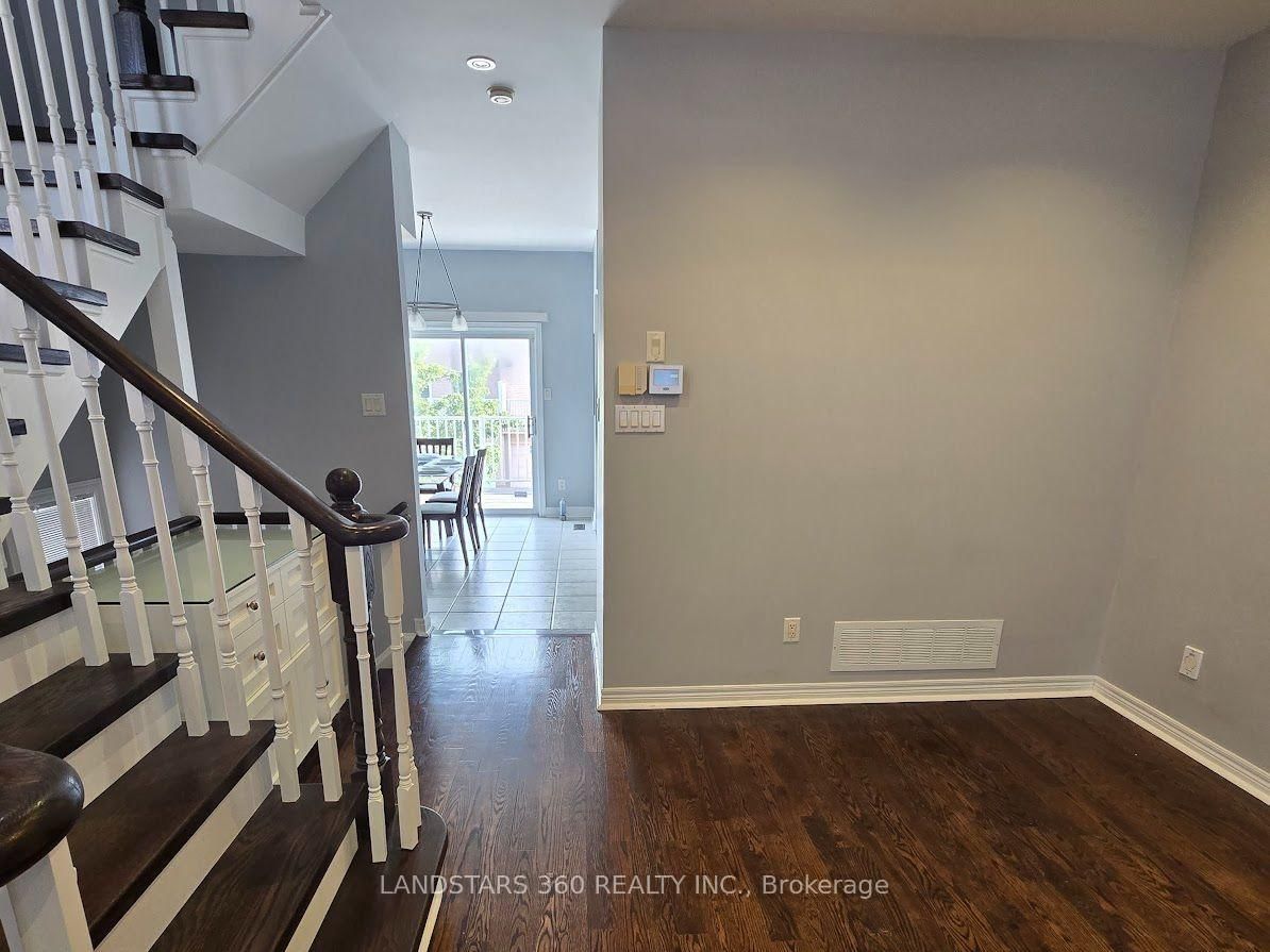 19 Azalea Gate Way • Markham, ON photo 25