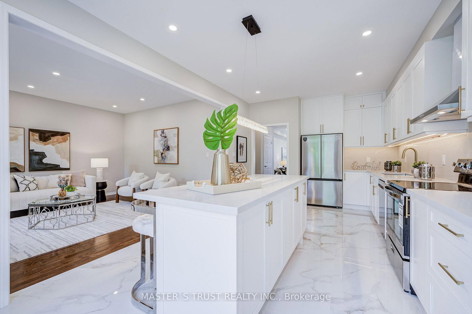 33 Levellands Crescent • Richmond Hill, ON photo 14