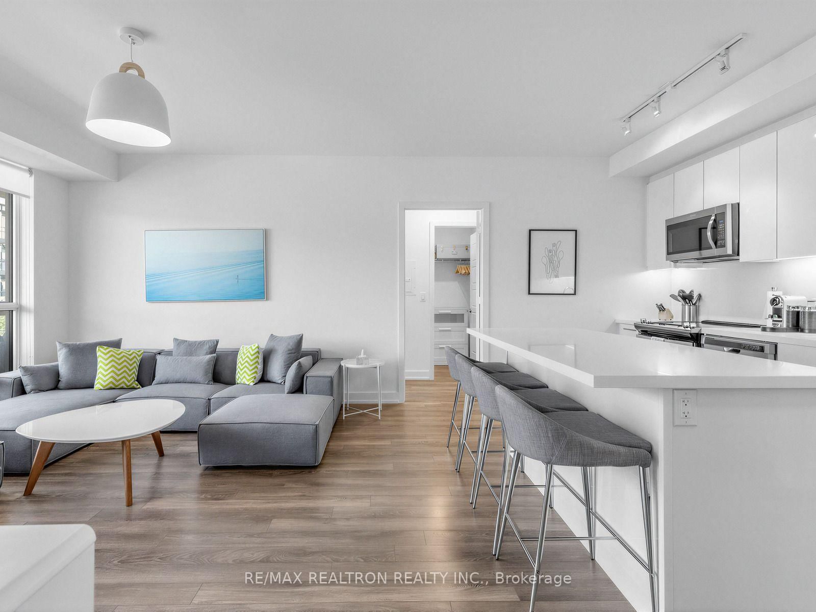D212 - 333 Sea Ray Avenue, Innisfil 3