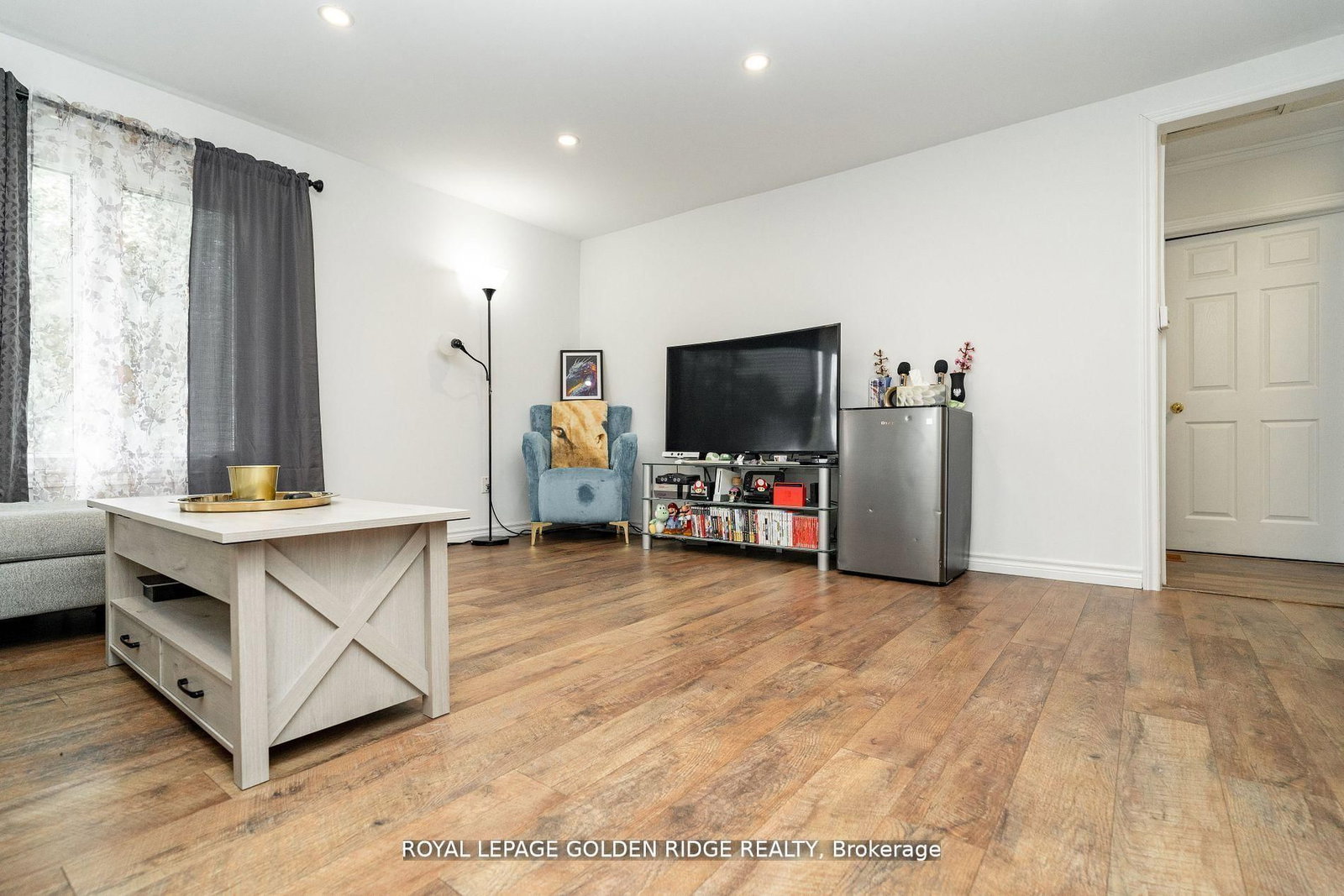 19 Lake Drive N • Georgina, ON photo 6