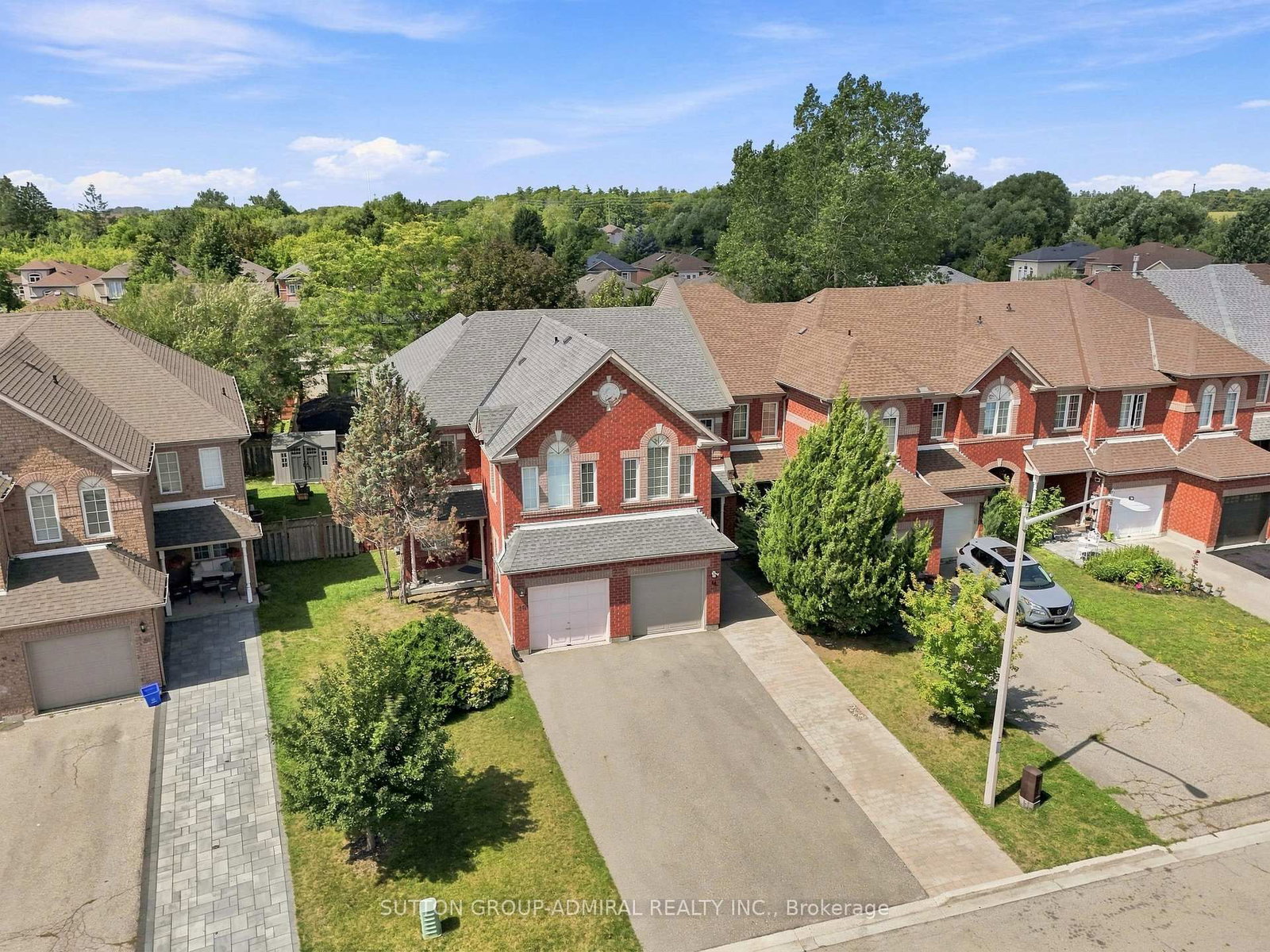 14 Craddock Street • Vaughan, ON photo 2