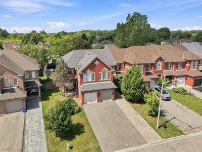 14 Craddock Street • Vaughan, ON photo 2