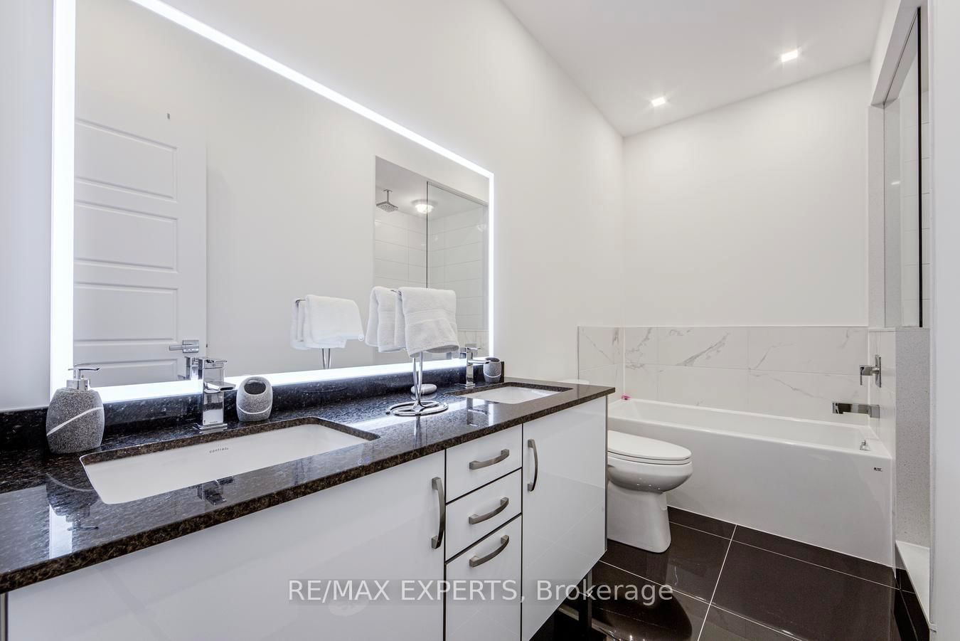 3585 Riva Avenue • Innisfil, ON photo 23