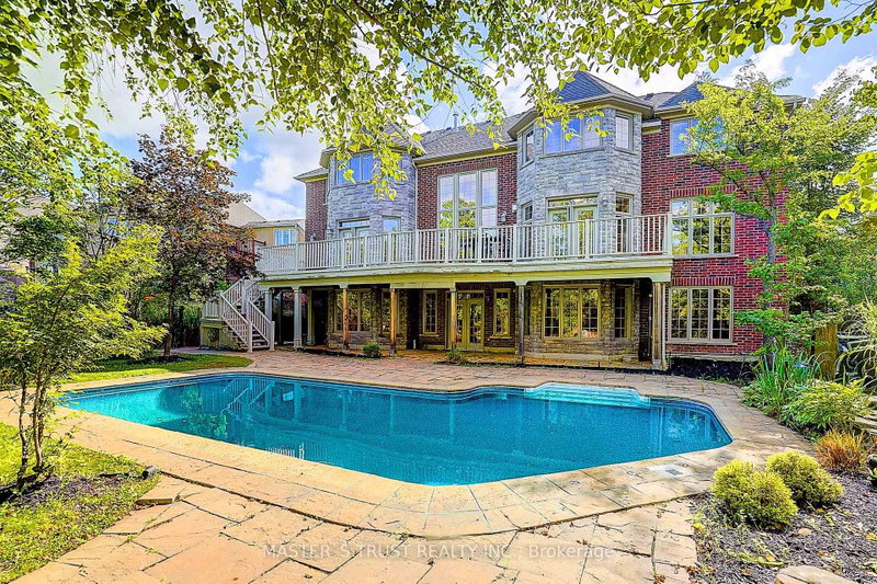 122 Angus Glen Boulevard