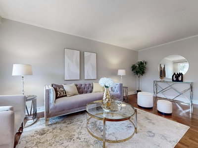 368 Balkan Road • Richmond Hill, ON photo 8