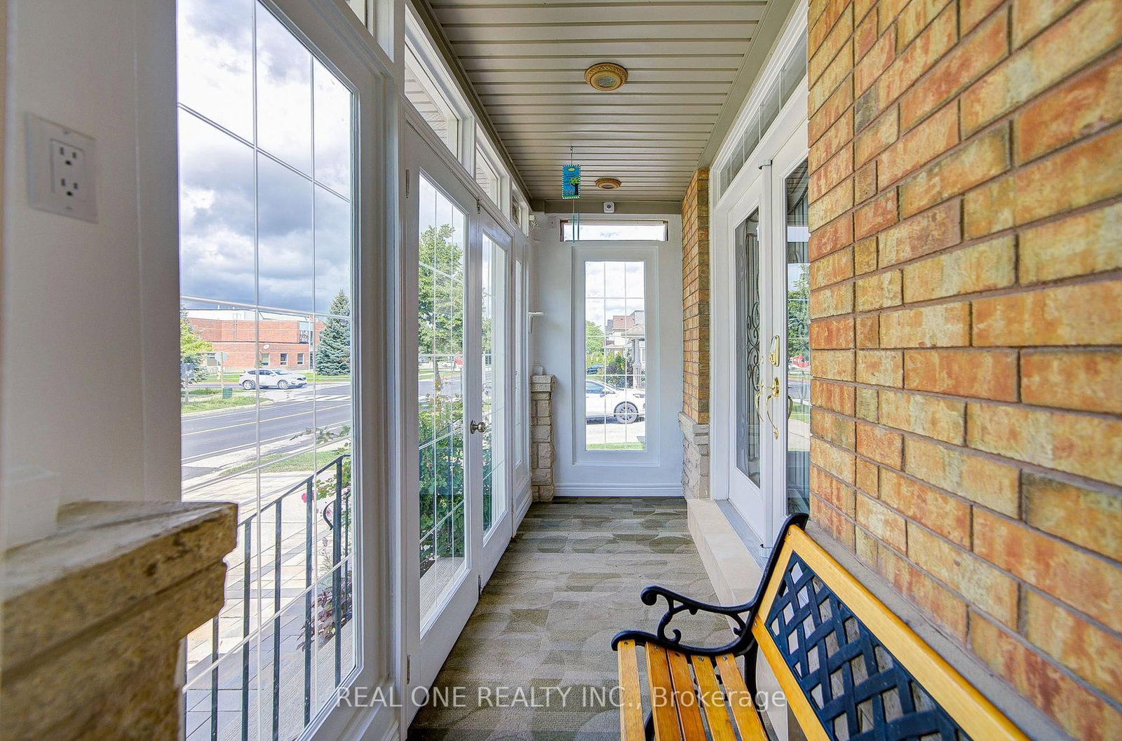 237 Ridgecrest Road • Markham, ON photo 3