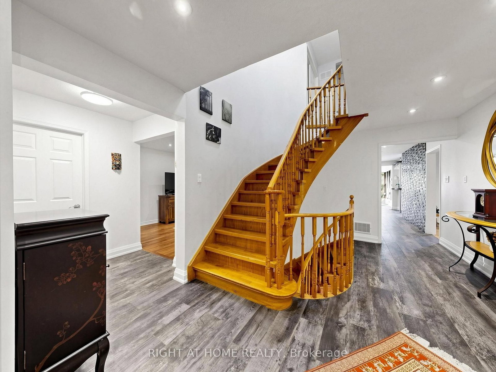 43 Topham Crescent • Richmond Hill, ON photo 11