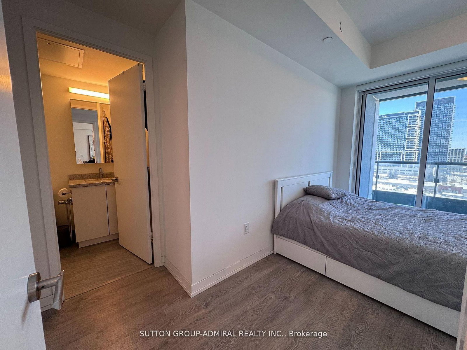 8868 Yonge Street • #1006E • Richmond Hill, ON photo 8