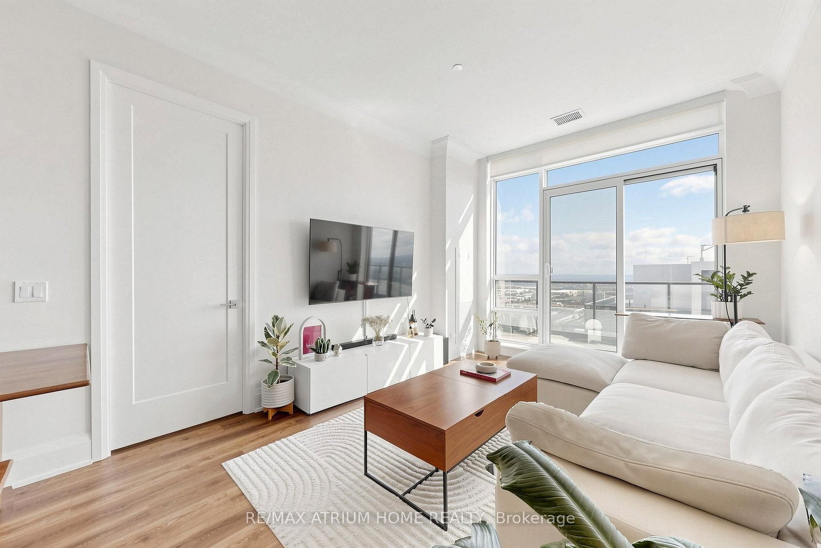 12 Gandhi Lane • #PH2 • Markham, ON photo 8