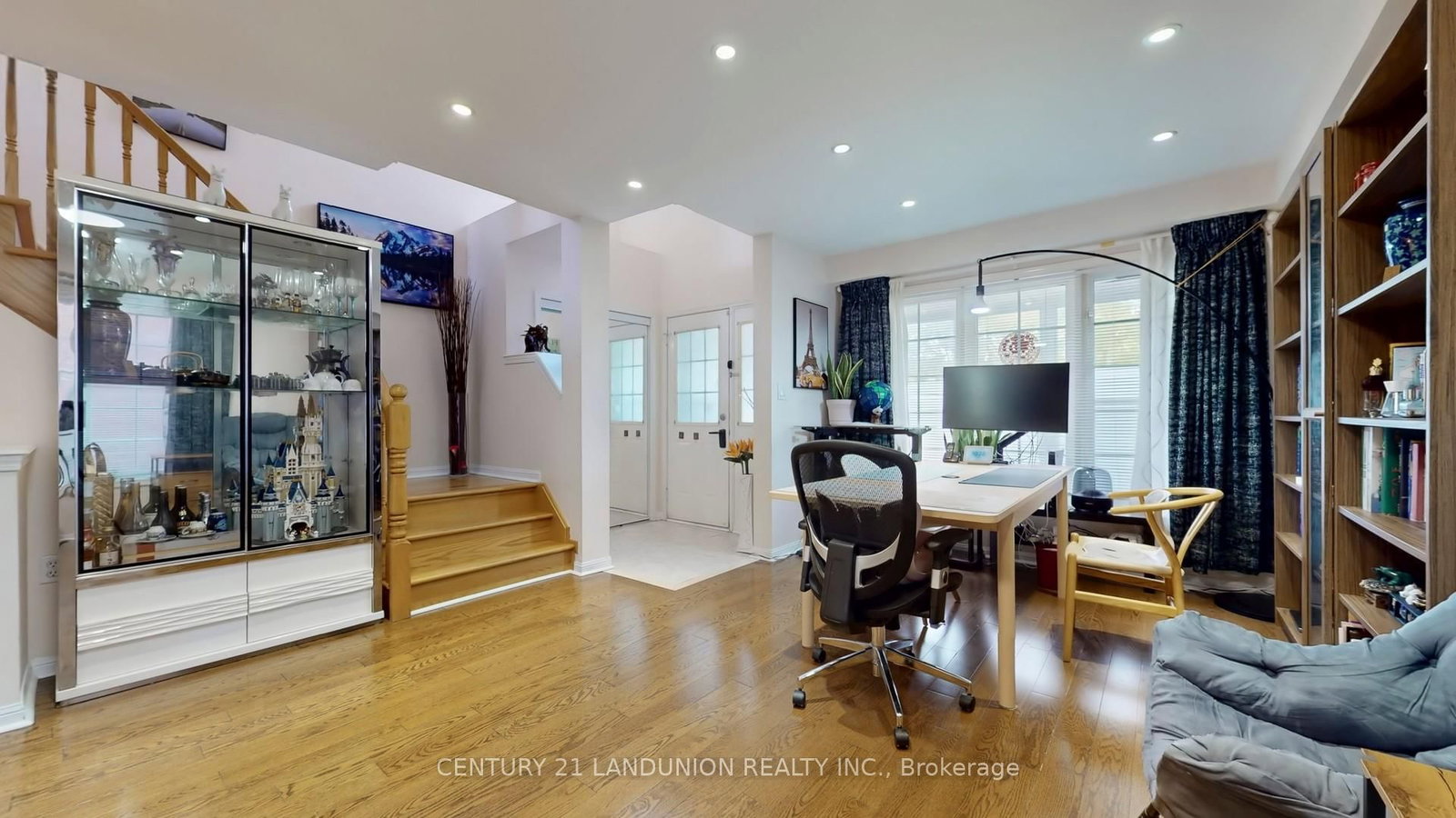 10 Majestic Drive • Markham, ON photo 12