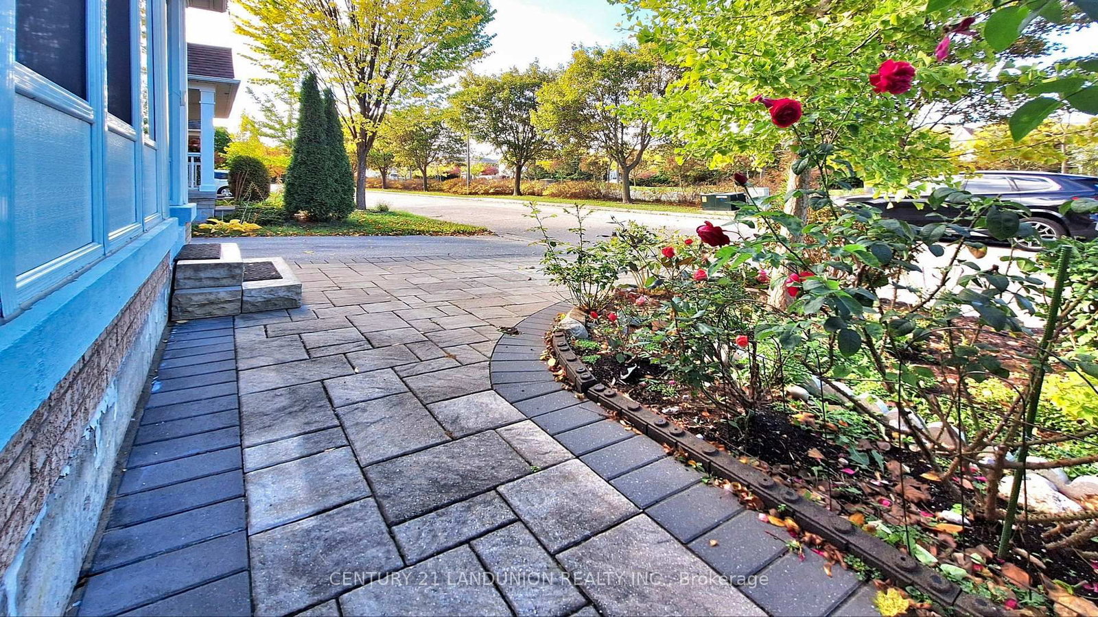 10 Majestic Drive • Markham, ON photo 4