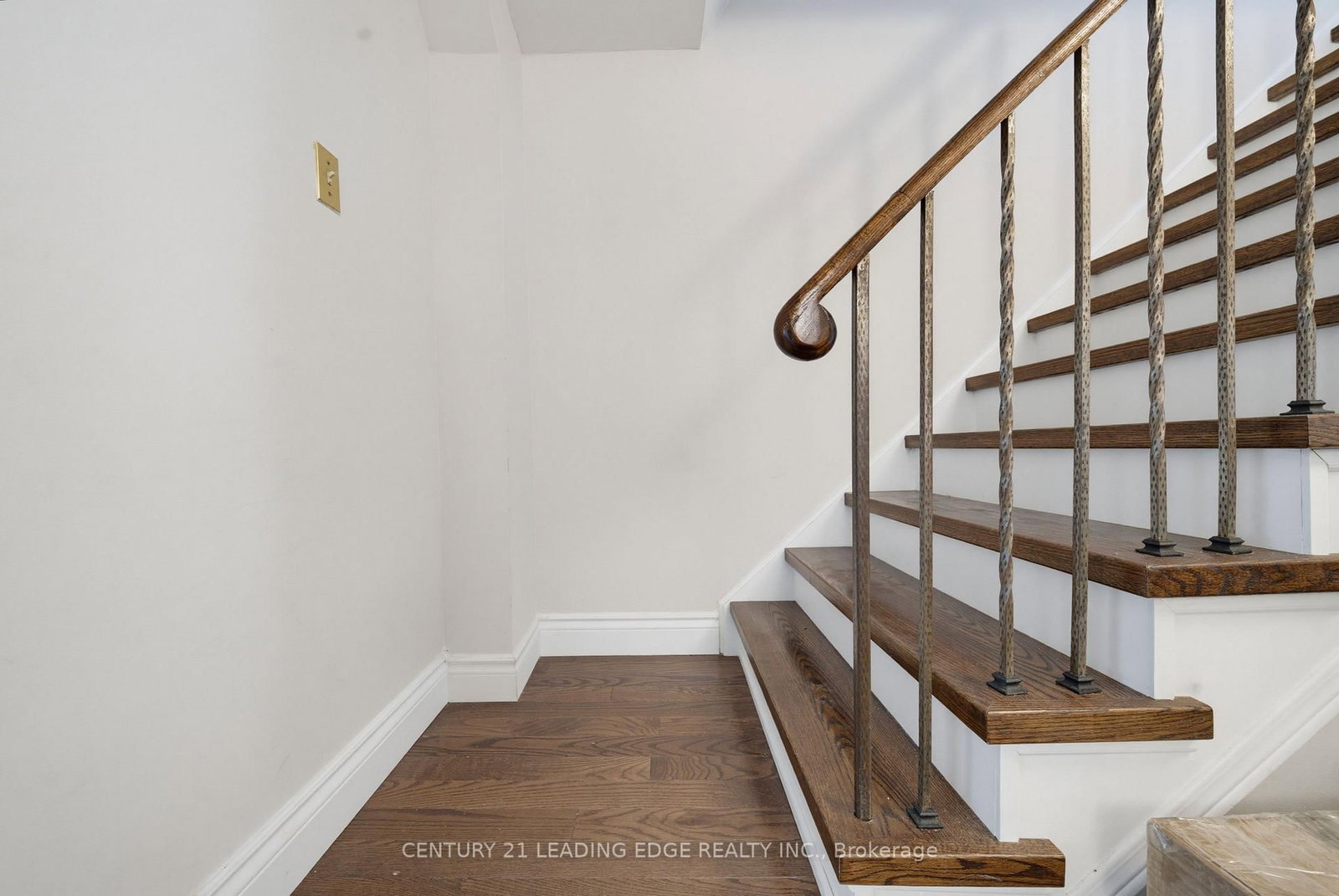 56 Sunshine Drive • Richmond Hill, ON photo 15