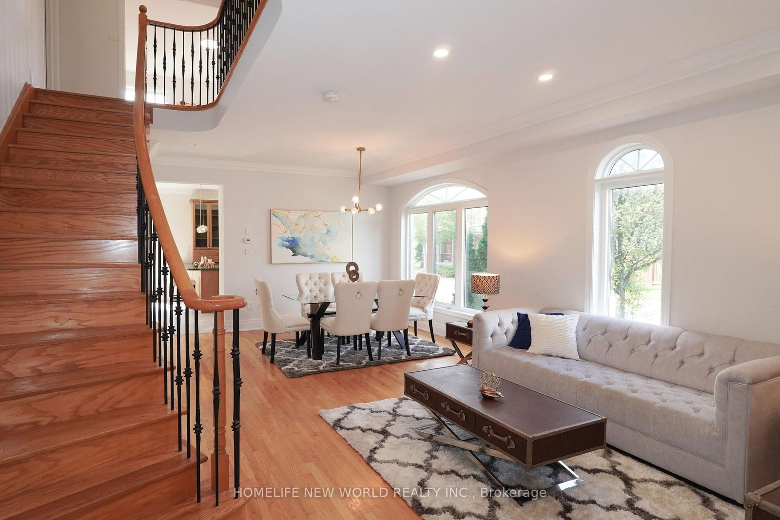 391 Summeridge Drive • Vaughan, ON photo 3