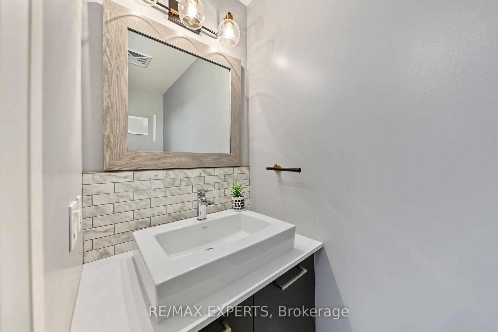 4800 Highway 7 • #117 • Vaughan, ON photo 4