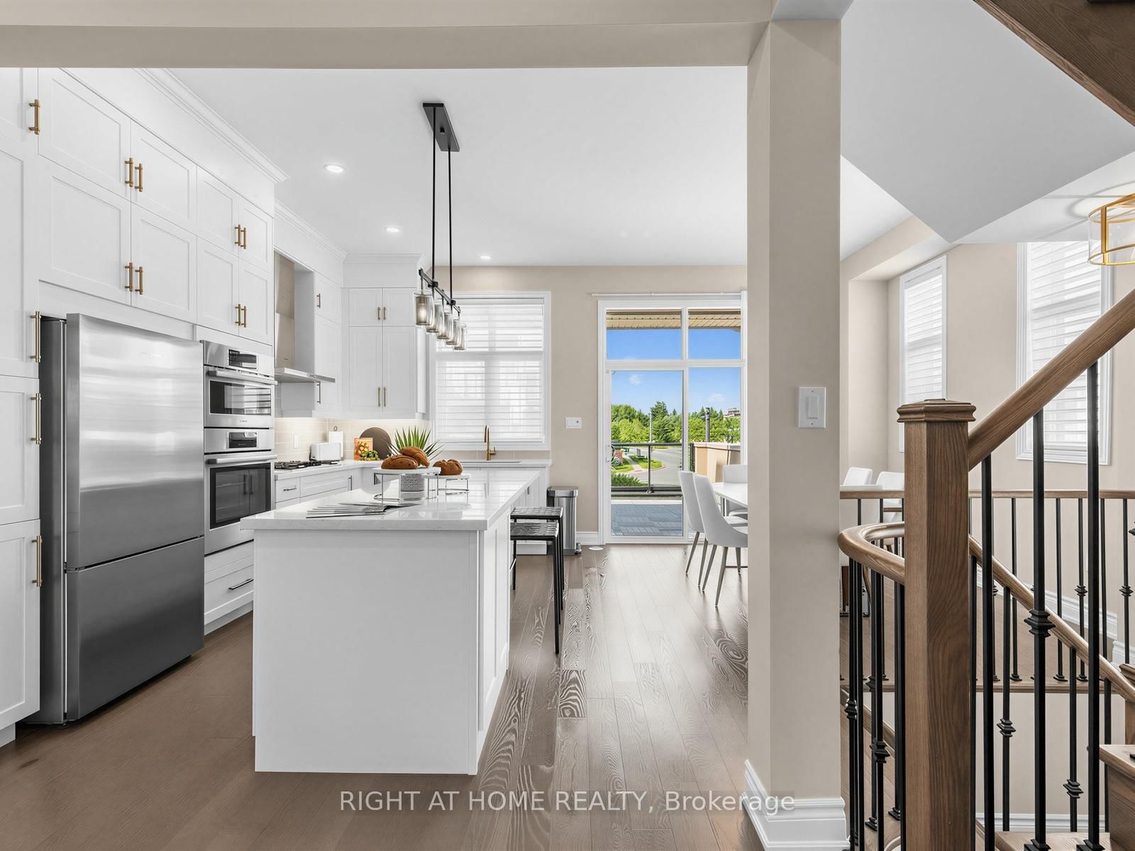 88 Crimson Forest Drive • Vaughan, ON photo 12