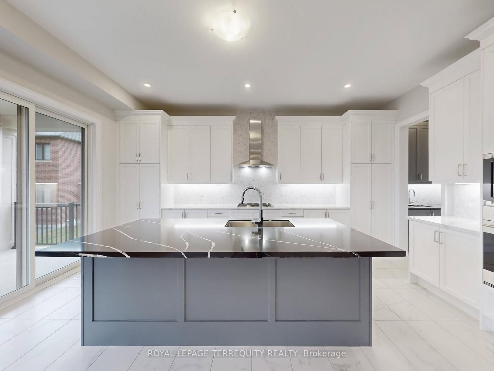 161 Cranberry Lane • Aurora, ON photo 15
