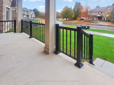 161 Cranberry Lane • Aurora, ON photo 6