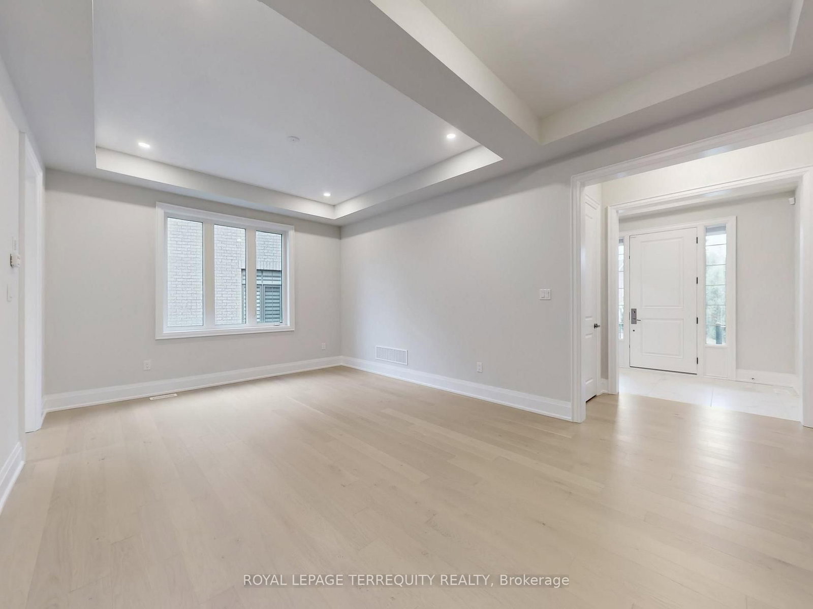 161 Cranberry Lane • Aurora, ON photo 9
