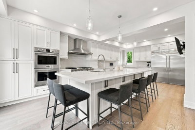66 Rosena Lane • Uxbridge, ON photo 2